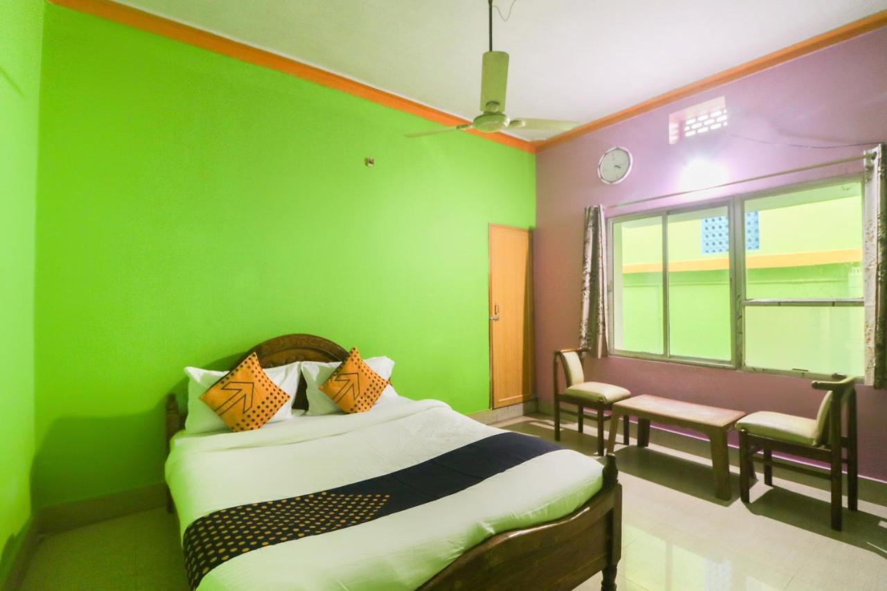 Kendrapara Spot On 65043 Hotel Kalinga Palace מראה חיצוני תמונה