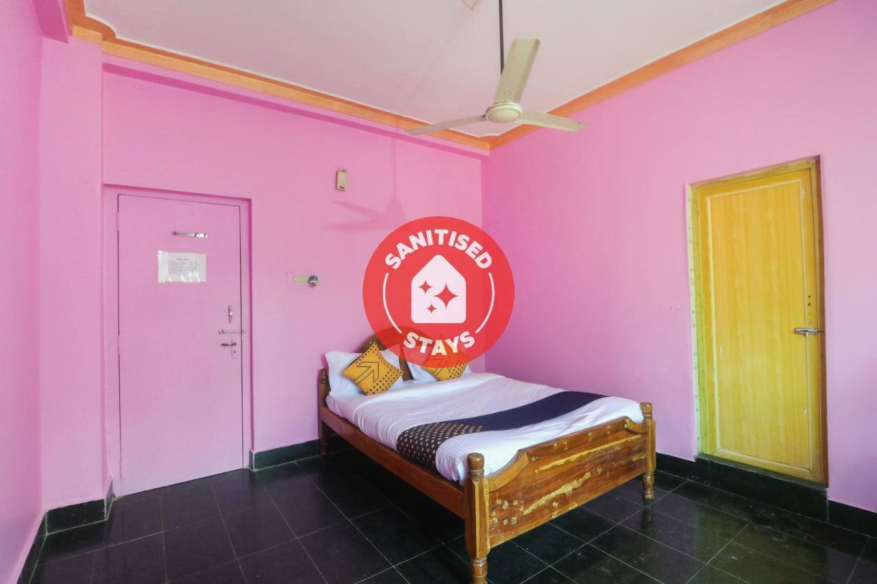 Kendrapara Spot On 65043 Hotel Kalinga Palace מראה חיצוני תמונה